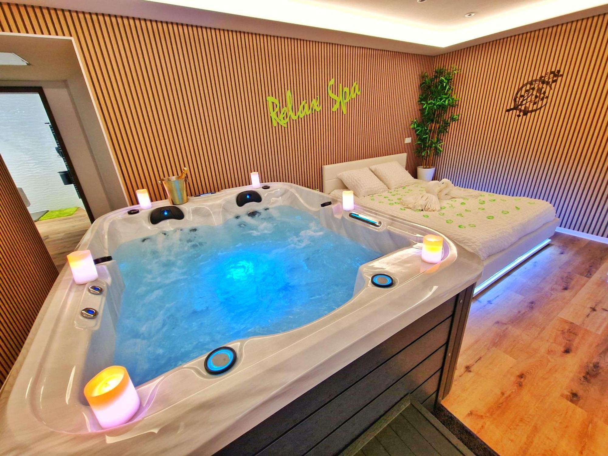 Muntzenheim Relax Spa-4 Pers-Jacuzzi-Parking-Jardin-Clim-Colmar מראה חיצוני תמונה